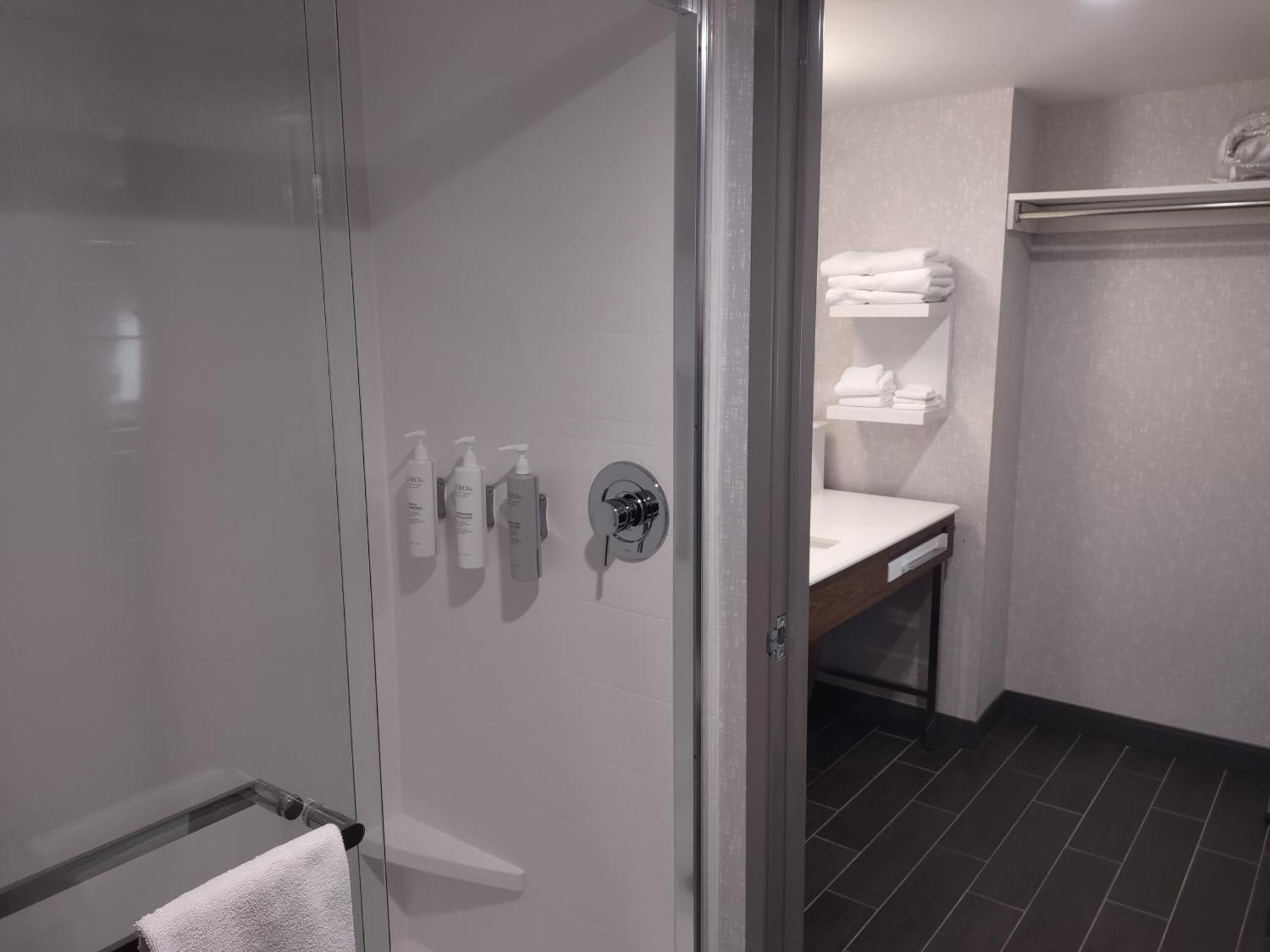 Hampton Inn & Suites Pittsburgh New Stanton Pa Luaran gambar